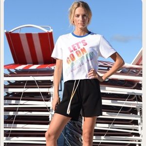 NWT Warm “Let’s Go On Vacation” graphic tee